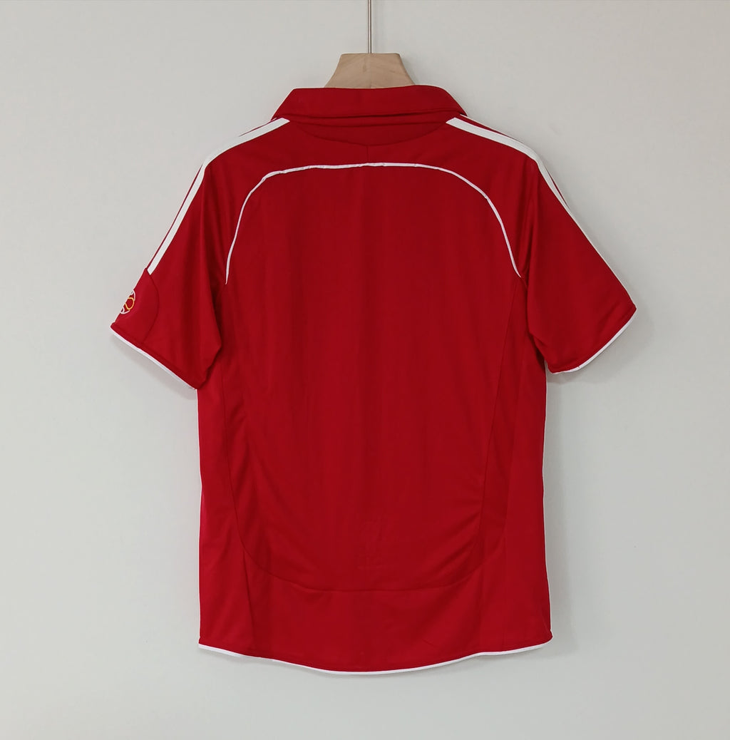 Liverpool Retro Jersey 2006