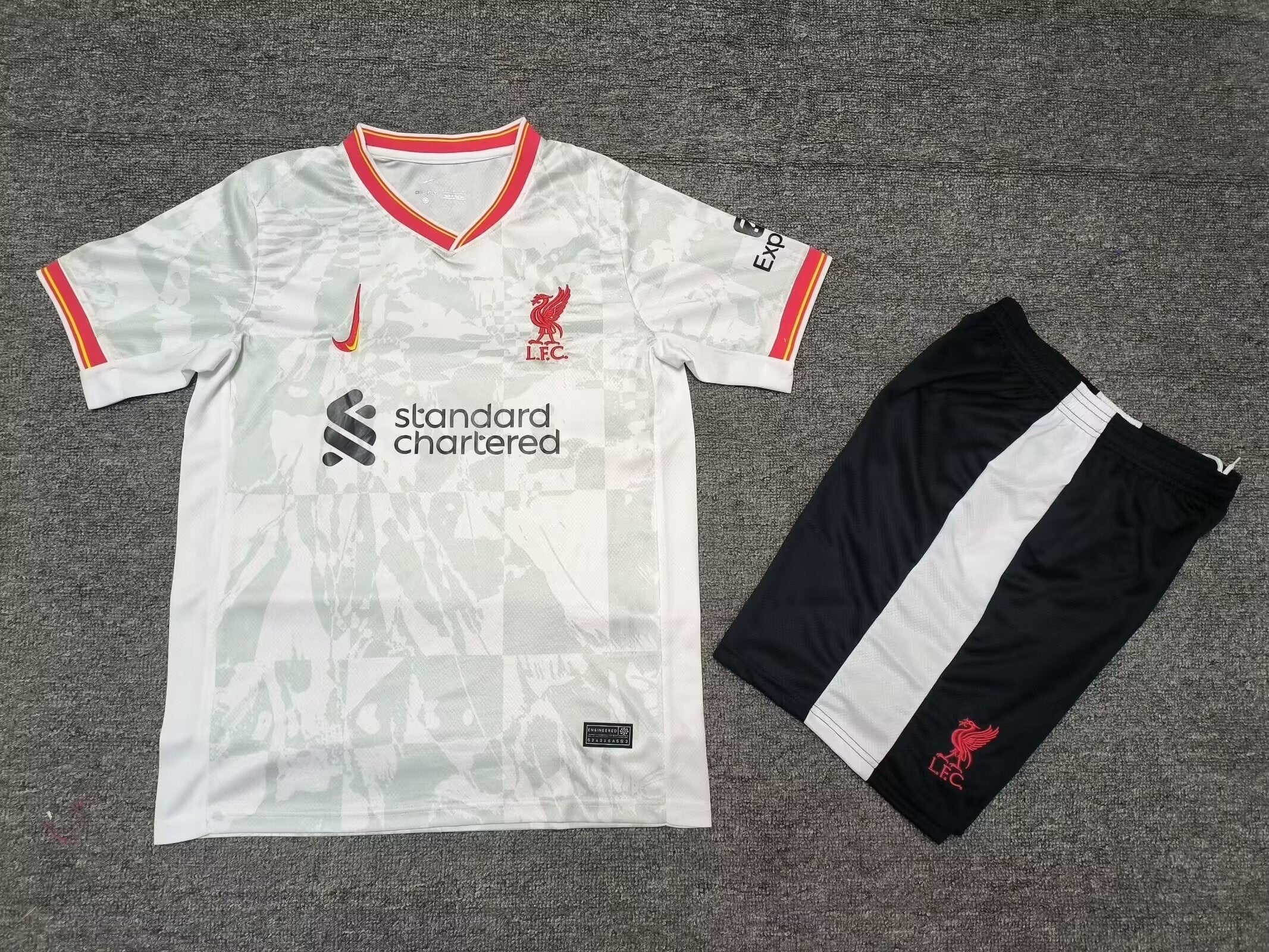 Liverpool Home Jersey 24-25