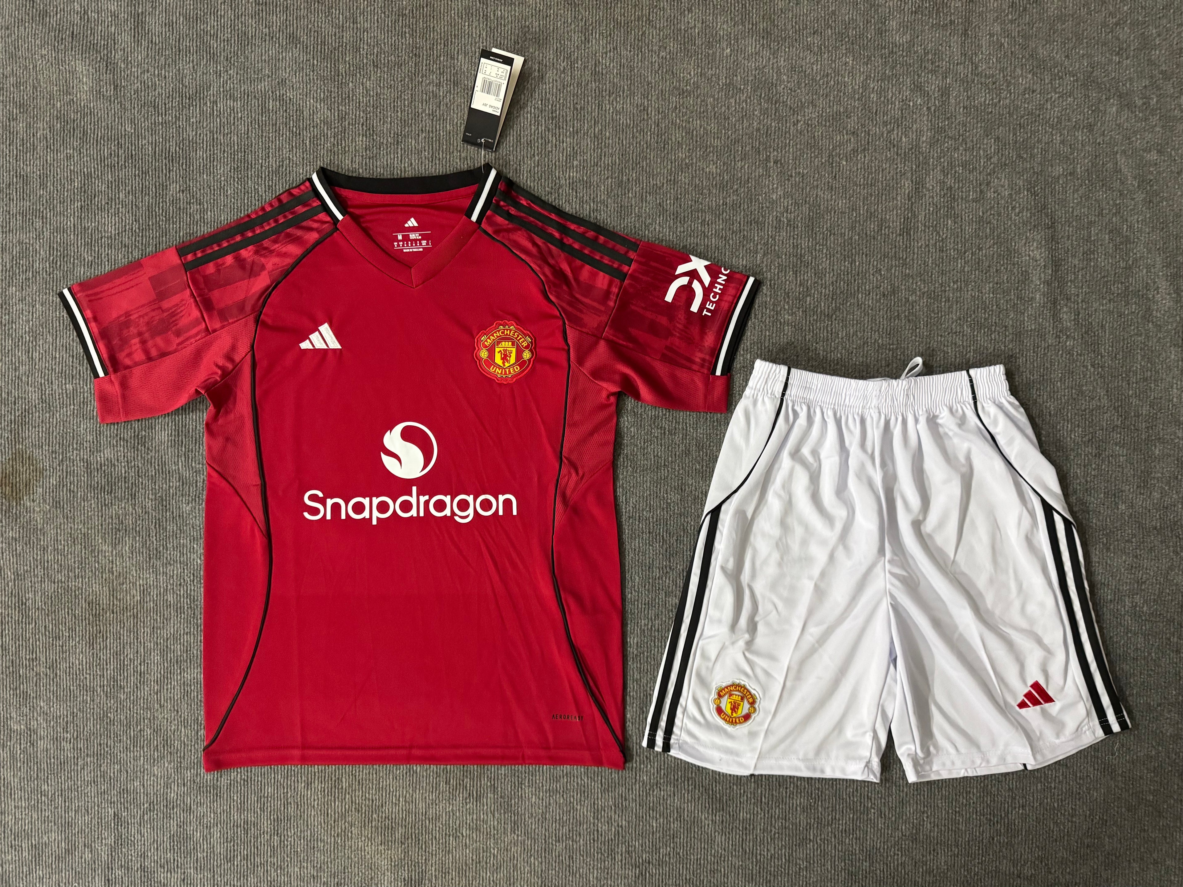 Manchester United Home Jersey 25-26
